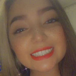 Meet your Posher, Paris